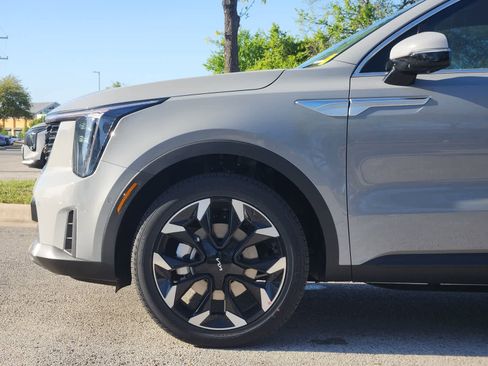 New 2026 Kia Sorento SX FWD image 8