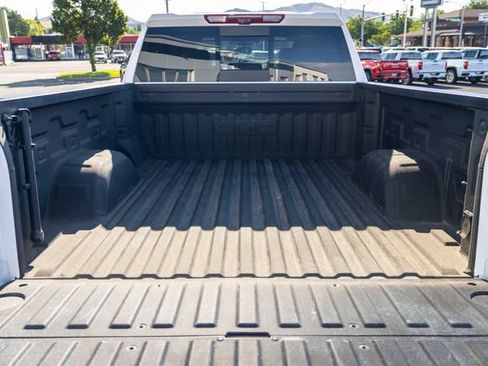 Certified 2025 GMC Sierra 1500 AT4 w/ AT4 Premium Package AWD/4WD image 16