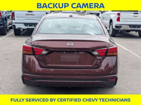 Used 2025 Nissan Altima 2.5 SV FWD image 6