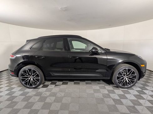New 2026 Porsche Macan image 8