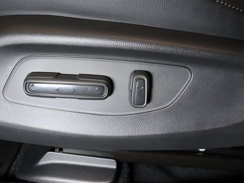 New 2026 Honda HR-V EX-L image 11