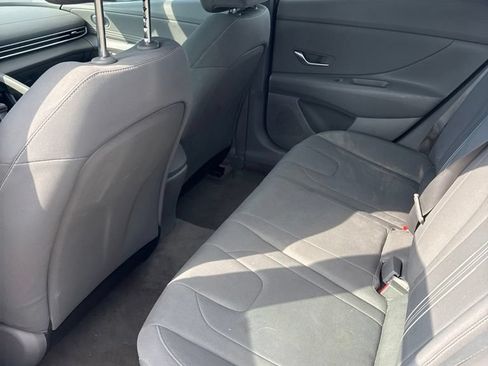 Used 2021 Hyundai Elantra SEL w/ Convenience Package FWD image 11
