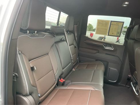Used 2026 GMC Sierra 1500 Denali w/ Denali Reserve Package AWD/4WD image 23