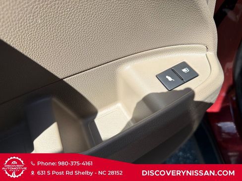 Used 2022 Honda Pilot Touring image 13