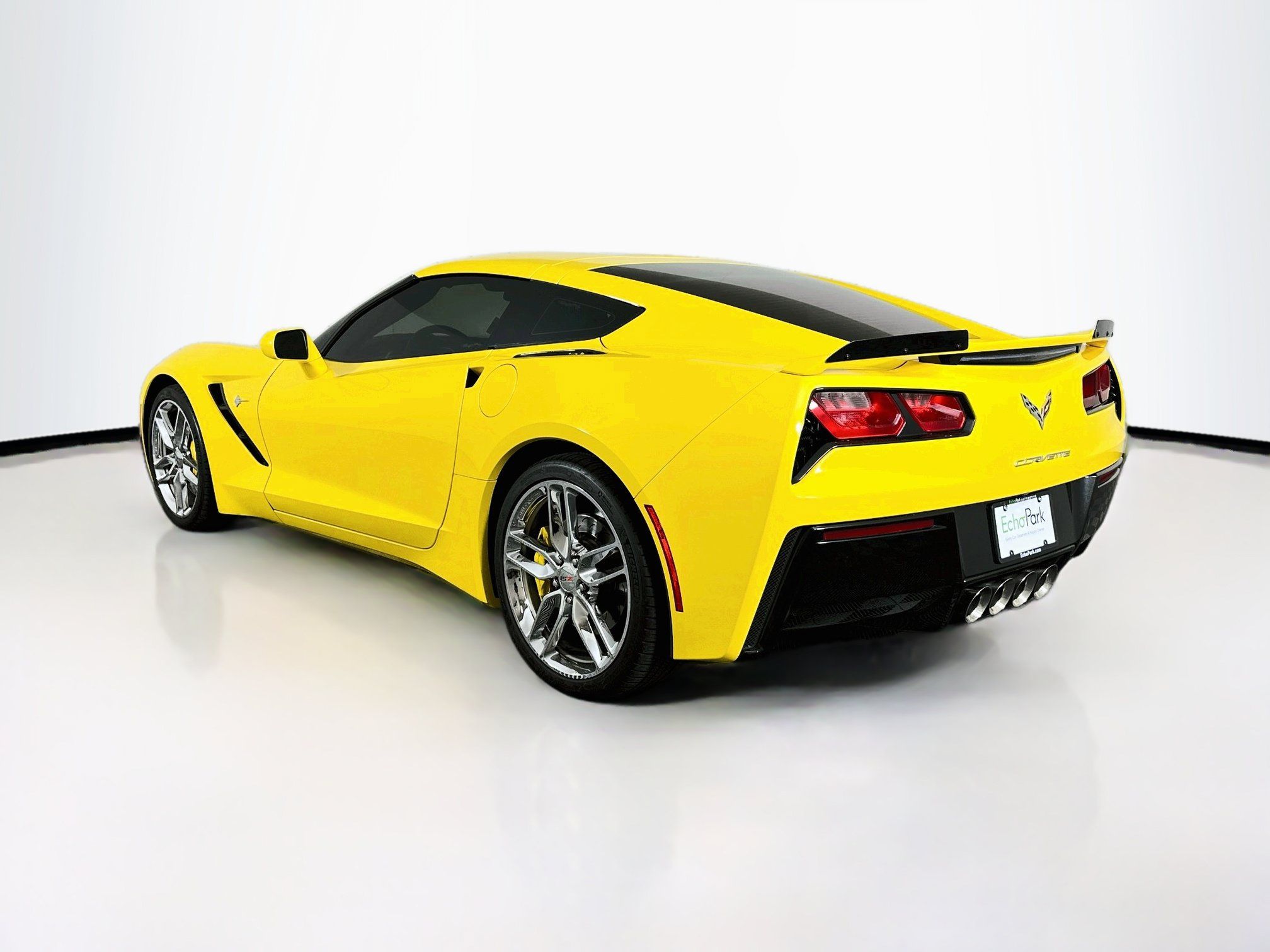 Used 2019 Chevrolet Corvette Stingray Coupe RWD image 5