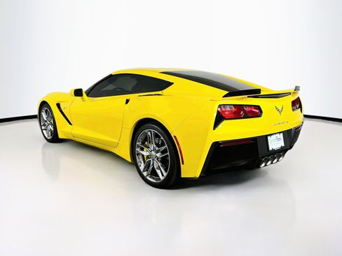 Used 2019 Chevrolet Corvette Stingray Coupe RWD image 5