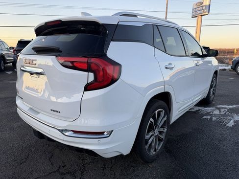 Used 2020 GMC Terrain Denali w/ Denali Premium Package image 8