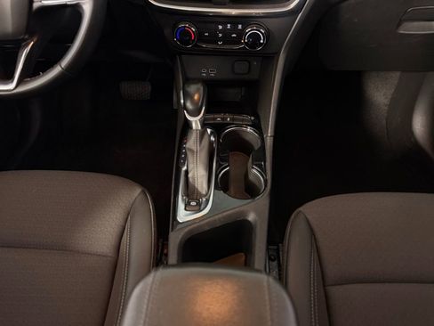 Used 2024 Buick Encore GX Preferred image 16