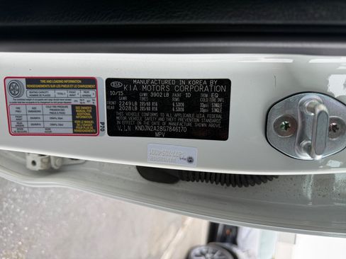 Used 2016 Kia Soul FWD image 19