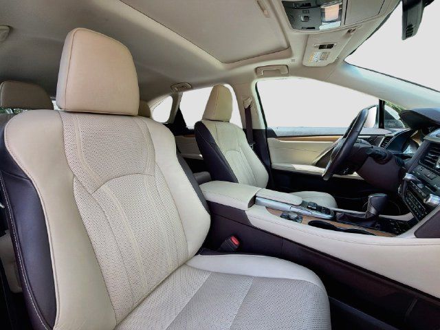 Used 2019 Lexus RX 350L AWD image 16