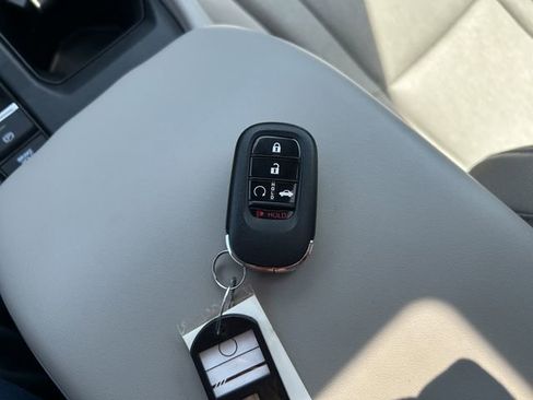 Used 2025 Honda Accord SE image 26