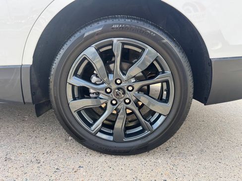 Used 2024 Chevrolet Equinox RS w/ RS Leather Package AWD/4WD image 9