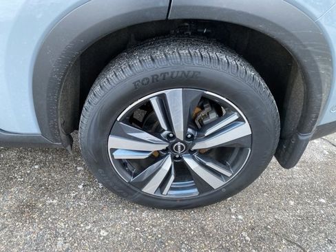 Used 2023 Nissan Rogue Platinum w/ Platinum Premium Package image 13