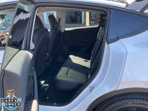 Used 2023 Tesla Model Y Long Range AWD/4WD image 7