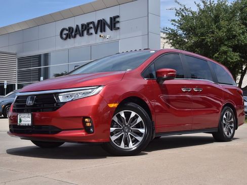 Used 2024 Honda Odyssey EX-L image 1