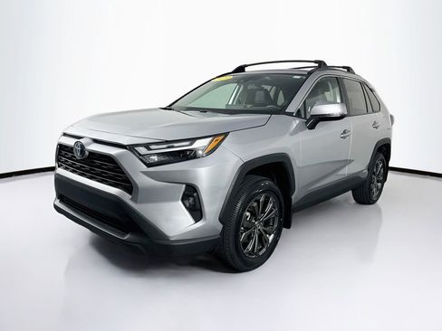 Used 2023 Toyota RAV4 XLE Premium AWD/4WD image 3