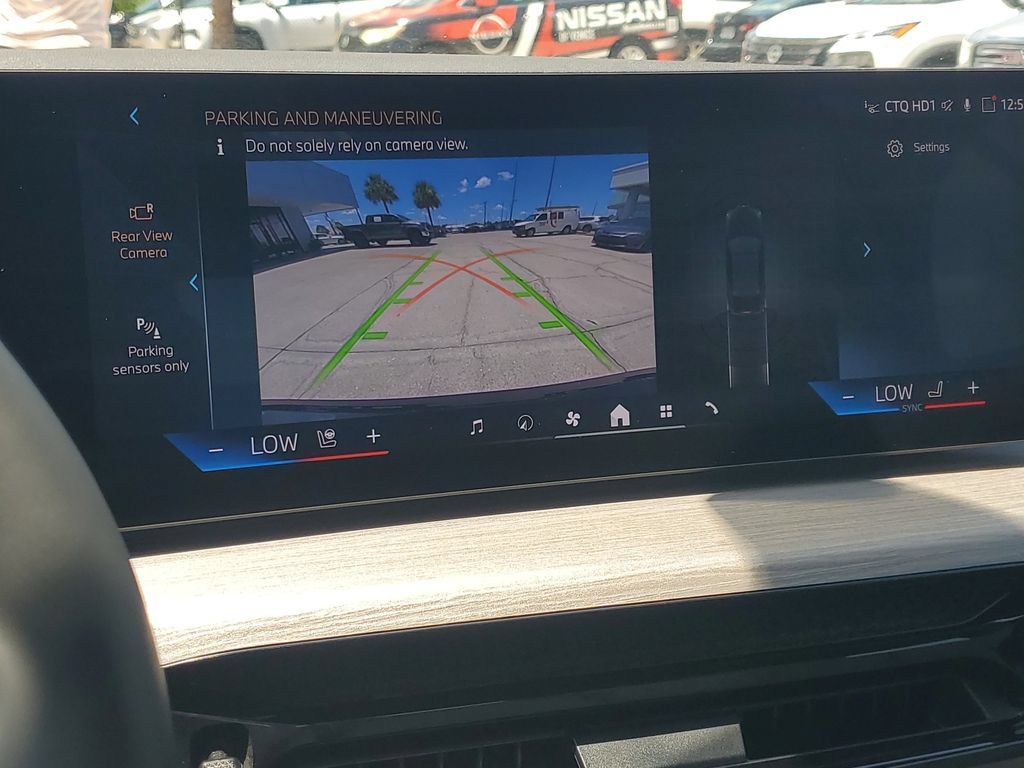 Used 2025 BMW 430i Convertible RWD image 29