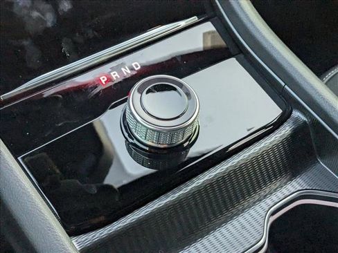 New 2025 Jeep Grand Cherokee Altitude image 12