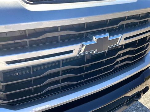 Used 2024 Chevrolet Silverado 2500 Custom w/ Custom Value Package image 28