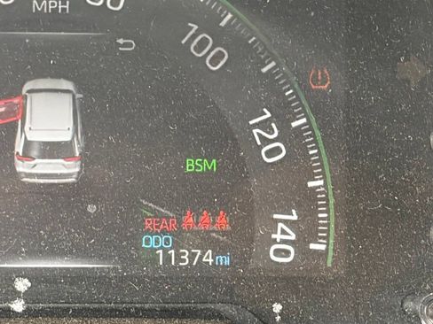 Used 2025 Toyota RAV4 XLE w/ Convenience Package FWD image 13