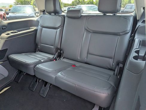 New 2026 Ford Expedition Active RWD image 6