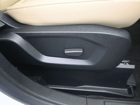 Used 2020 Ford Edge SEL w/ Convenience Package FWD image 21