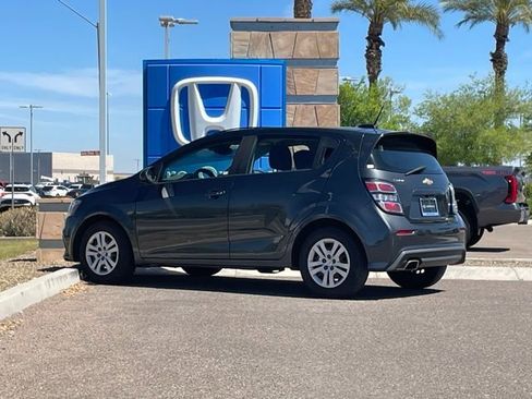 Used 2020 Chevrolet Sonic LT image 5