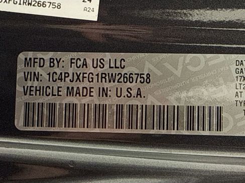 Used 2024 Jeep Wrangler Unlimited Rubicon AWD/4WD image 33