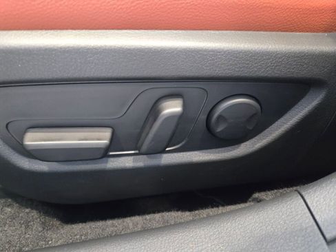 New 2025 MAZDA CX-30 Carbon image 16