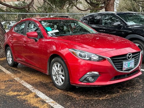 Used 2016 MAZDA MAZDA3 i Touring w/ Popular Equipment Package image 2