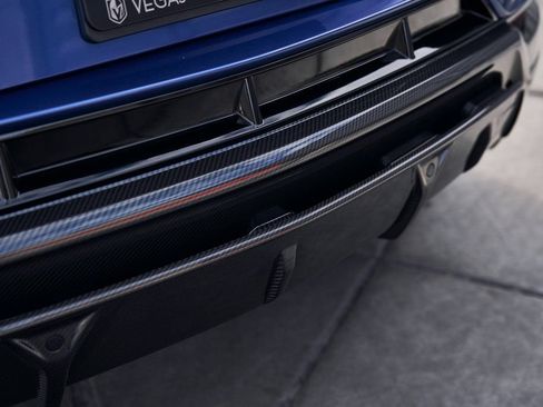 Used 2024 Lamborghini Urus Performante AWD/4WD image 18