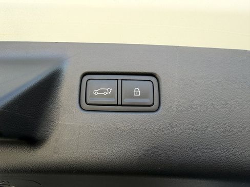 Used 2024 Hyundai Santa Fe Limited FWD image 35