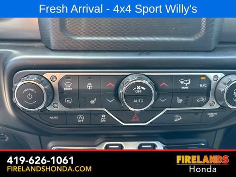 Used 2021 Jeep Wrangler Unlimited Sport AWD/4WD image 17