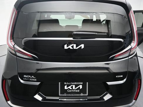 Certified 2023 Kia Soul GT-Line w/ GT-Line Technology Package FWD image 9