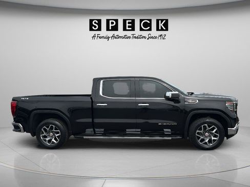 Certified 2022 GMC Sierra 1500 SLT w/ SLT Premium Plus Package AWD/4WD image 5