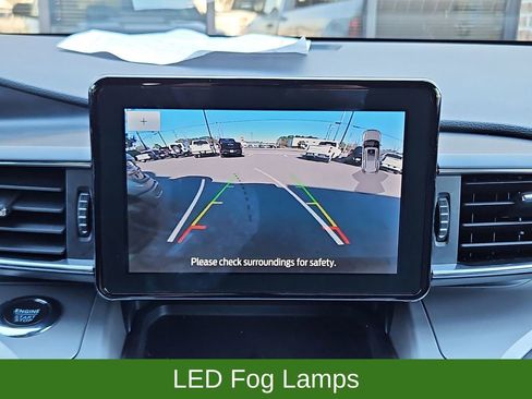 Used 2022 Ford Explorer XLT w/ Equipment Group 202A image 19