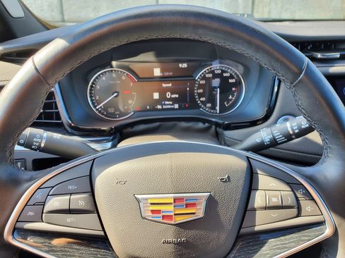 Used 2024 Cadillac XT5 Premium Luxury w/ LPO, Floor Liner Package AWD/4WD image 20