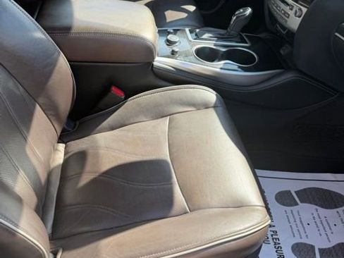 Used 2020 INFINITI QX60 Luxe w/ Essential Package FWD image 10