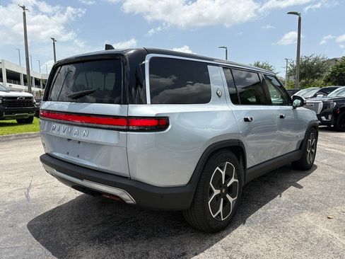 Used 2024 Rivian R1S Adventure AWD/4WD image 9