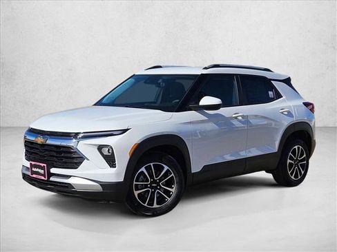 New 2026 Chevrolet TrailBlazer LT image 1
