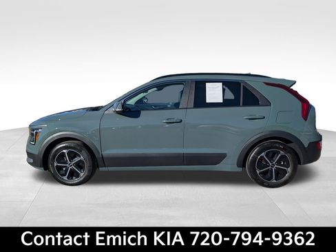 Certified 2023 Kia Niro EX image 2