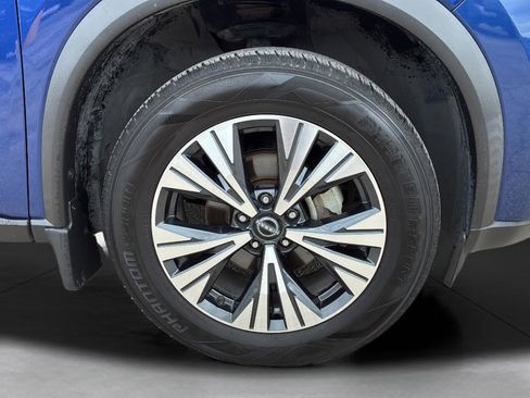 Used 2023 Nissan Rogue SV FWD image 31
