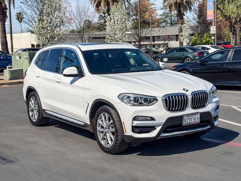 Used 2019 BMW X3 sDrive30i w/ Premium Package image 5