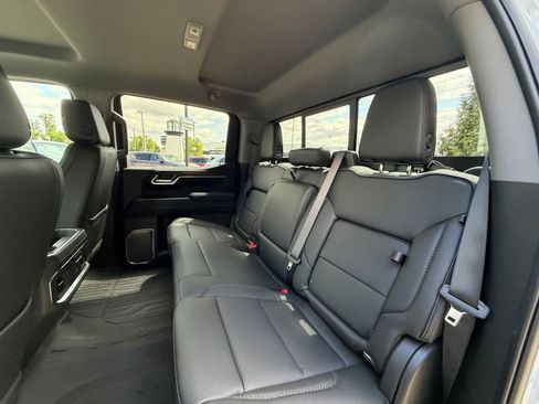 New 2026 GMC Sierra 1500 Denali w/ Technology Package AWD/4WD image 13