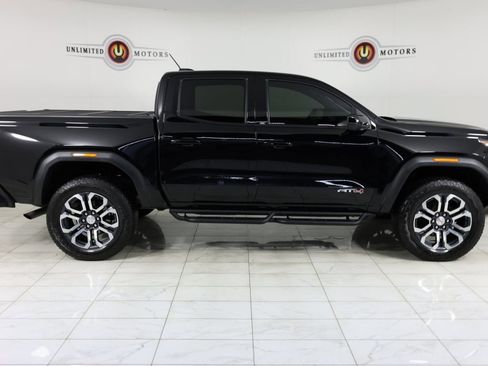 Used 2024 GMC Canyon AT4 w/ AT4 Premium Package image 2