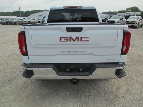 New 2026 GMC Sierra 1500 SLT w/ SLT Premium Package AWD/4WD image 5
