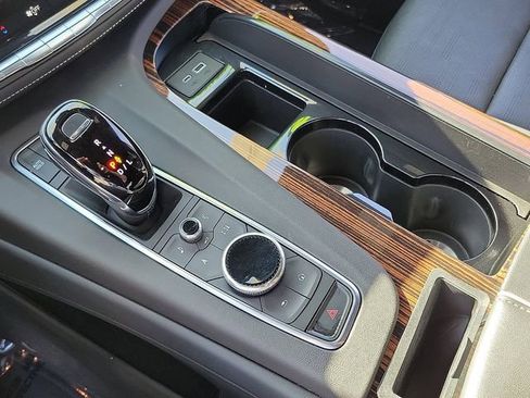 Certified 2022 Cadillac Escalade Premium Luxury w/ Performance Package image 16