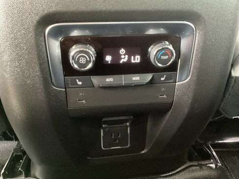 Used 2025 Chevrolet Tahoe Premier w/ Sun And Tow Package AWD/4WD image 55