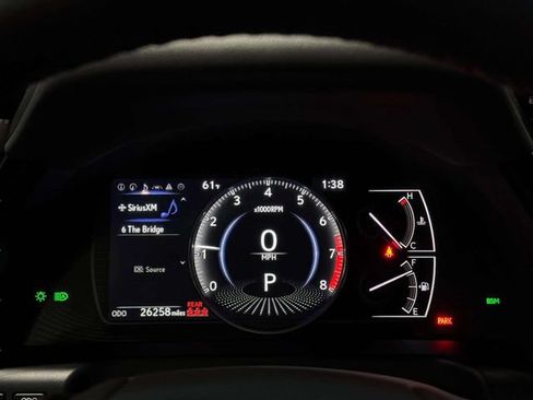 Used 2024 Lexus ES 350 w/ Premium Package FWD image 12
