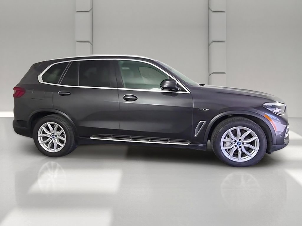 Used 2022 BMW X5 xDrive45e w/ Premium Package AWD/4WD image 35